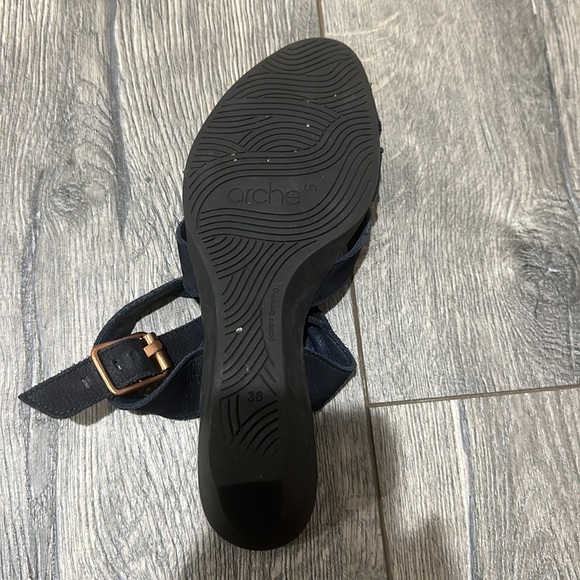 • Arche • Women’s Open Toe Strappy Wedge Sandals Navy Blue Suede Leather  38 - Picture 5 of 5